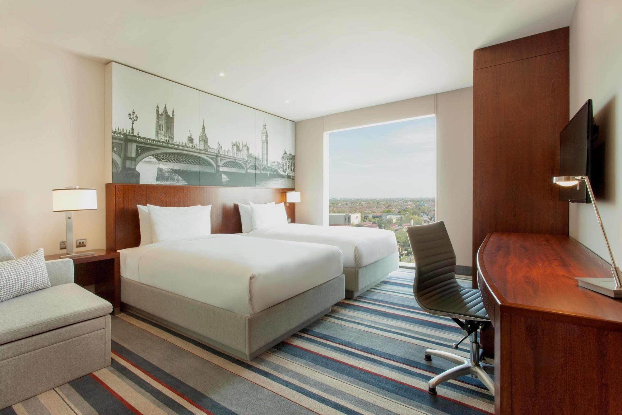 Hyatt Place West London Hayes Hayes  Exteriör bild