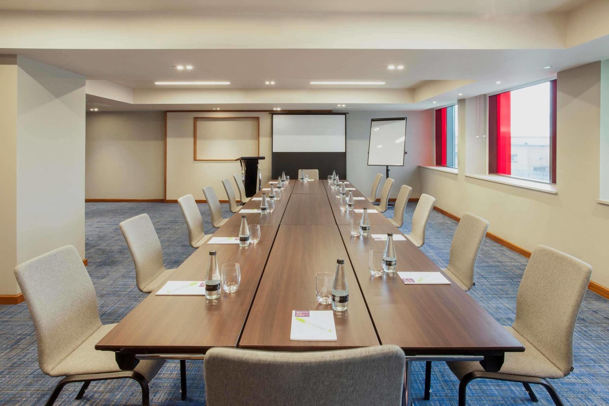 Hyatt Place West London Hayes Hayes  Exteriör bild